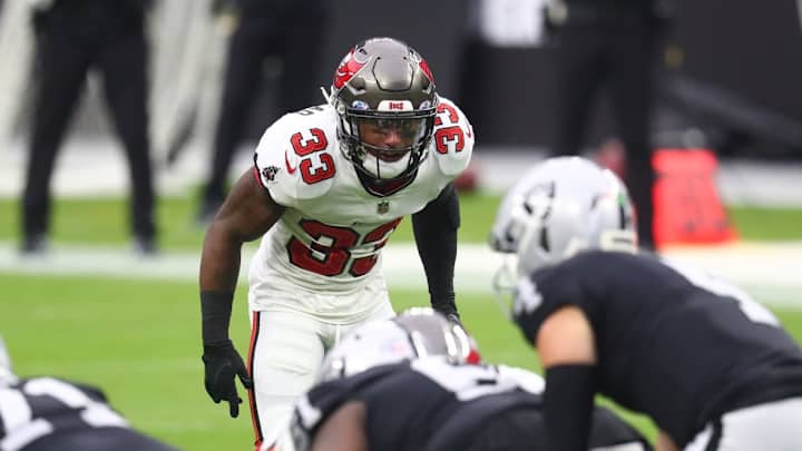 Pitt NFL Free Agency Outlook: James Conner, Jordan Whitehead Hit the Market Pitt NFL Free Agency Outlook: James Conner, Jordan Whitehead Hit the Market