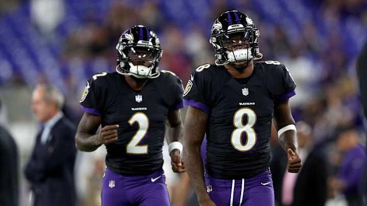Weak QB Market Means Ravens Need to Handle Jackson, Huntley Carefully