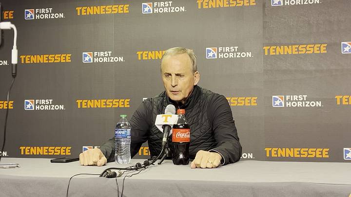 Watch: Rick Barnes Talks SEC Tournament and More Before Vols Depart For Tampa Bay