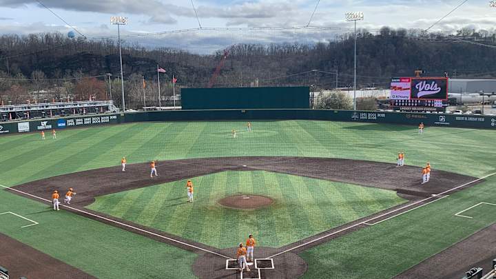 Game Notes, Live Updates, Score: No. 10 Tennessee vs. James Madison Game Two