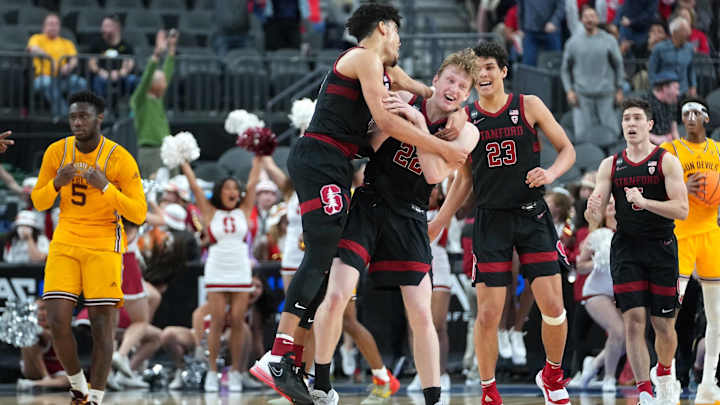 Stanford Erases 17-Point Deficit, Beats Arizona State on Buzzer Beater