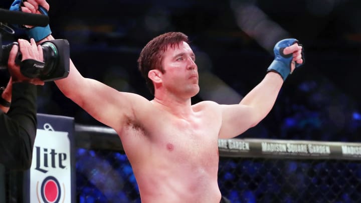 The Weekly Takedown: Chael Sonnen Talks Eagle FC Return, Cain Velasquez Controversy The Weekly Takedown: Chael Sonnen Talks Eagle FC Return, Cain Velasquez Controversy