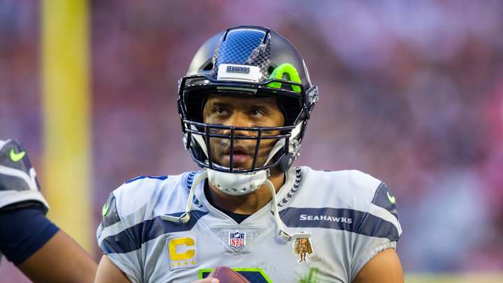 'Past His Prime': NFL GM Criticizes Broncos Over Russell Wilson Trade