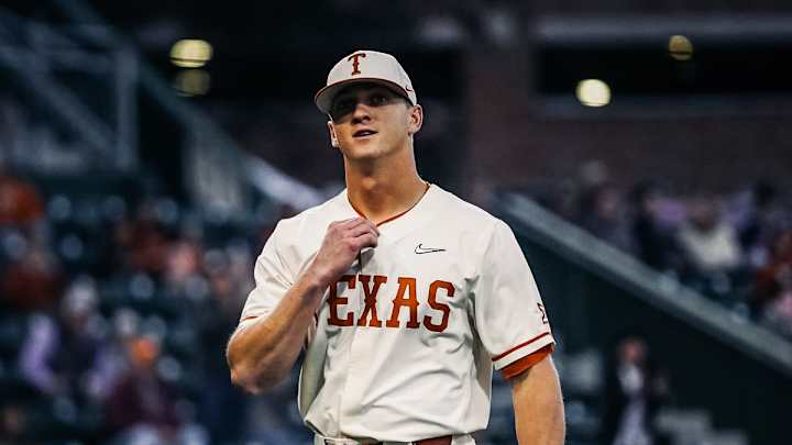 GAME LOG: Air Force Blows Out Texas, Wins Game One 14-2