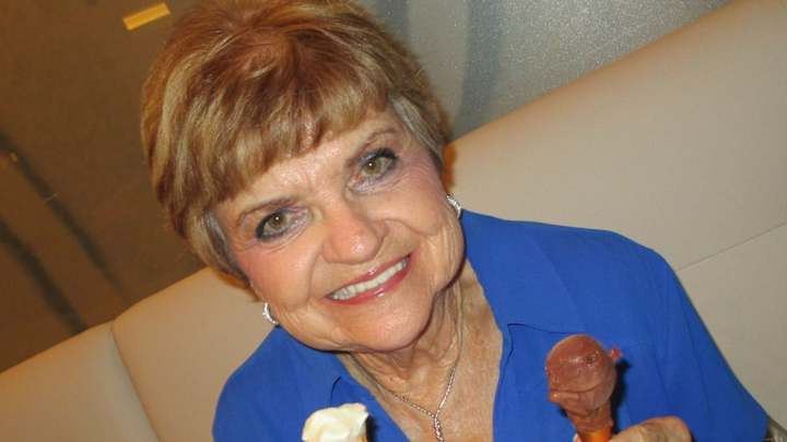 'I Lost My Best Friend': Dallas Cowboys' Jerry Jones Mourns Death of Long-Time Aide Marylyn Love 'I Lost My Best Friend': Dallas Cowboys' Jerry Jones Mourns Death of Long-Time Aide Marylyn Love