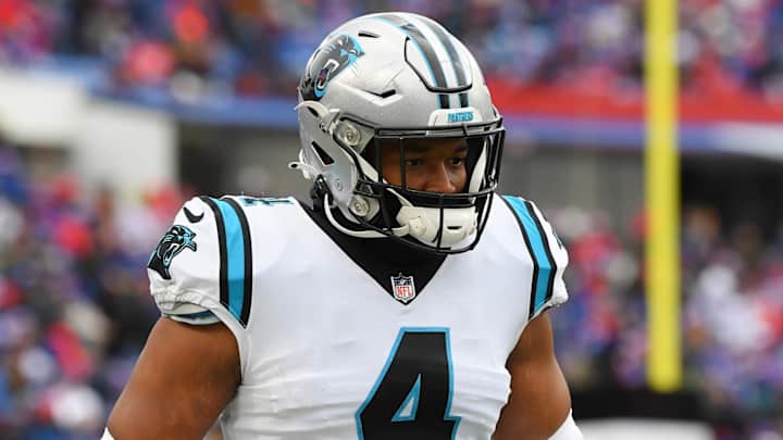 Former Panthers LB Jermaine Carter Signs with New Team