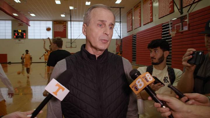 Rick Barnes Talks Keys to Winning, Team's Focus and More Ahead of Date With Mississippi State