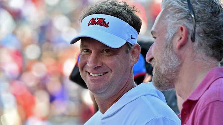 Lane Kiffin Gives Humorous Reply to Lincoln Riley House Tweet