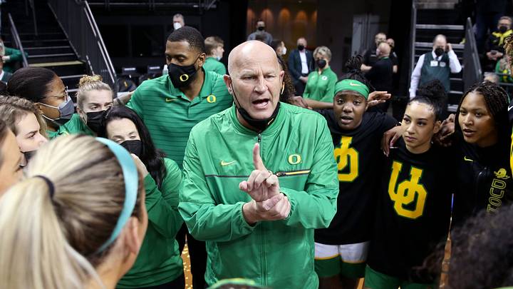 WATCH: Kelly Graves Reacts to Oregon's Seeding in NCAA Tournament WATCH: Kelly Graves Reacts to Oregon's Seeding in NCAA Tournament