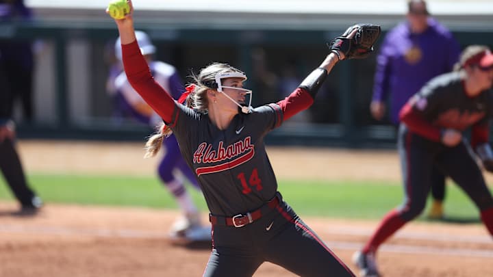 No. 2 Alabama Softball, Fouts Bounce Back to Win Series Finale at LSU