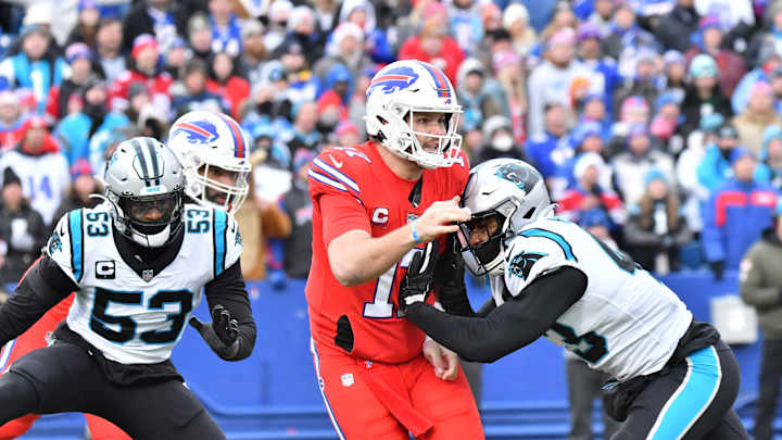 Eagles Make Big Splash, Sign Pass Rusher Haason Reddick Eagles Make Big Splash, Sign Pass Rusher Haason Reddick