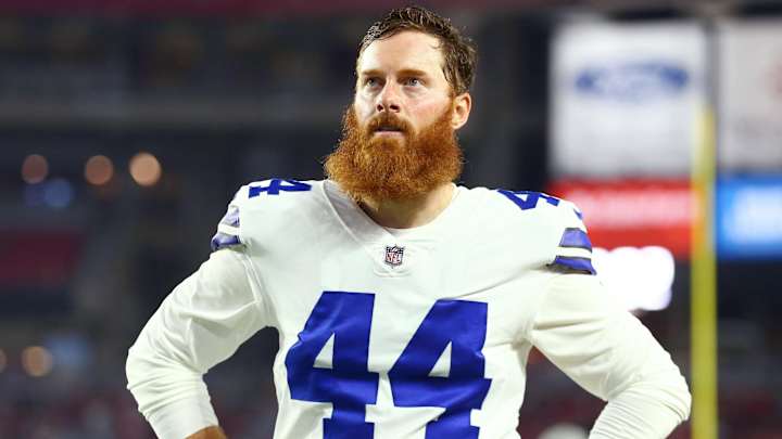 Report: Former Ohio State Long Snapper Jake McQuaide Re-Signing With Dallas Cowboys