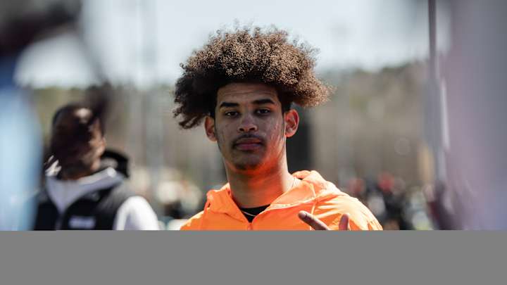 Quarterbacks the Talk of Pylon Event in Atlanta