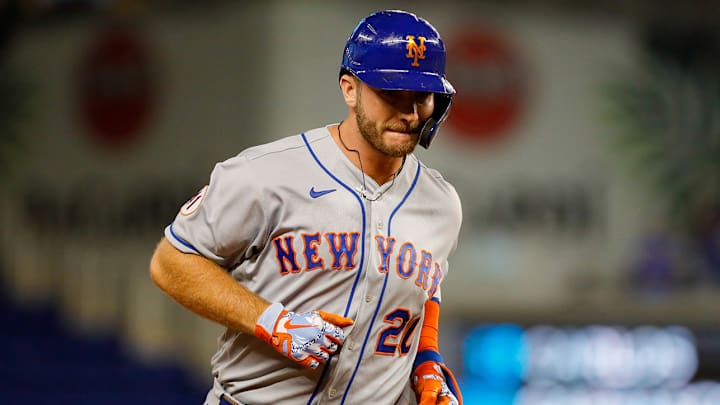 Pete Alonso’s Wife Posts Video of Scene After Husband’s Car Accident
