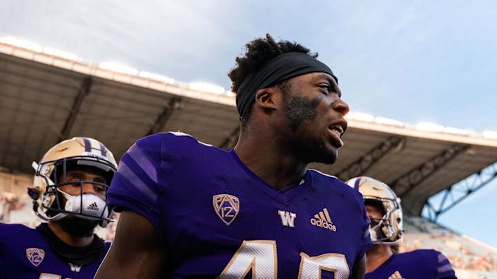 Husky Defensive Reinforcements Helped Bring Down the Ducks