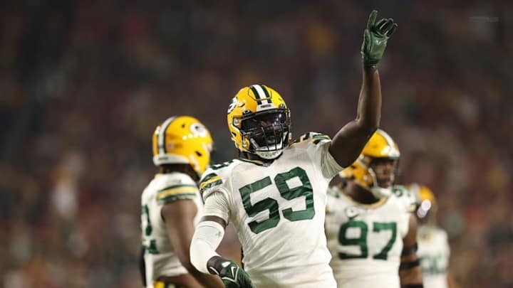 Packers Officially Re-Sign De’Vondre Campbell Packers Officially Re-Sign De’Vondre Campbell
