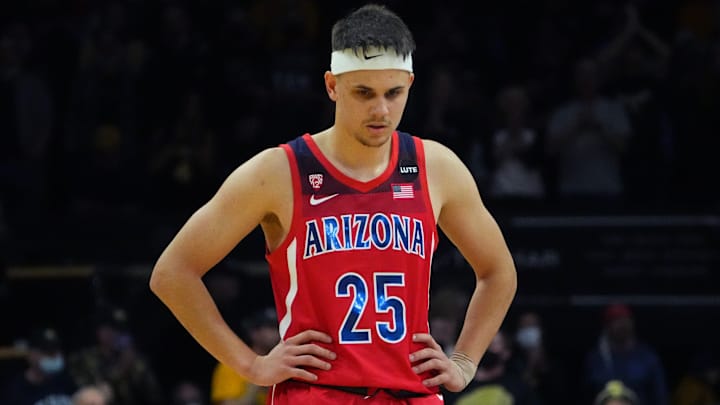 Former Arizona Star Kerr Kriisa Commits to West Virginia, per Report Former Arizona Star Kerr Kriisa Commits to West Virginia, per Report