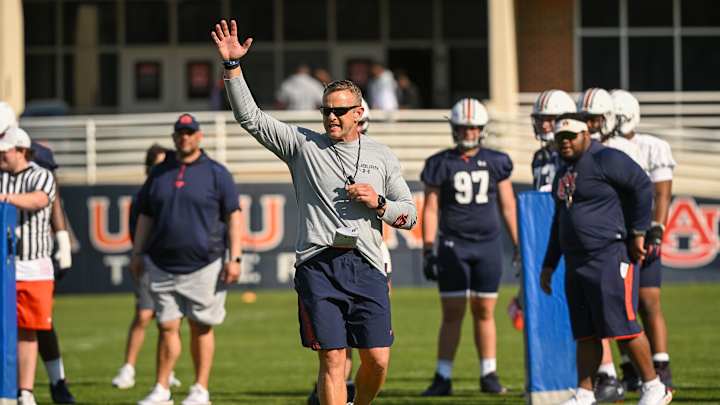 Podcast: Are Auburn football's expectations reasonable?