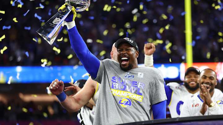 Rams LB Von Miller 'Working' on Signing with Cowboys? Rams LB Von Miller 'Working' on Signing with Cowboys?