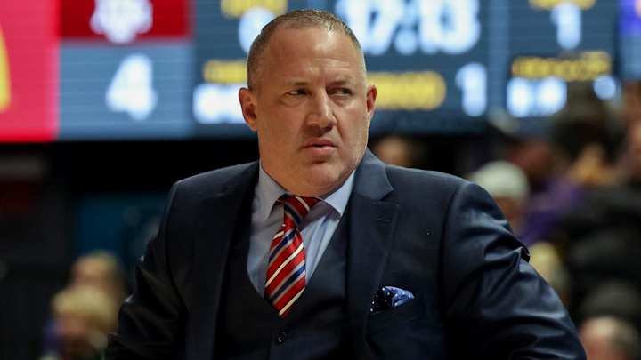 Texas A&M’s Buzz Williams Blasts Selection Committee in Emotional Speech After NCAA Tournament Snub