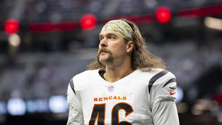 Clark Harris Re-Signs With Bengals For 2022 Season