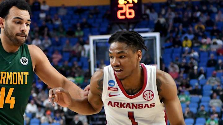 Razorbacks Survive Pesky Vermont Behind Stanley Umude Razorbacks Survive Pesky Vermont Behind Stanley Umude