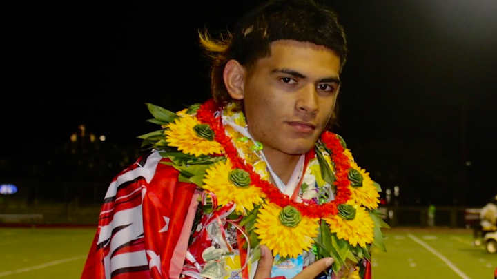 Huskies Had Hawaiian LB Standout Nearby, Will Now Try to Reel Him In