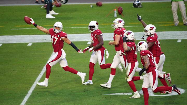 Former UW Jack of All Trades Ezekiel Turner Won't Go Away, Re-Signs with Cardinals