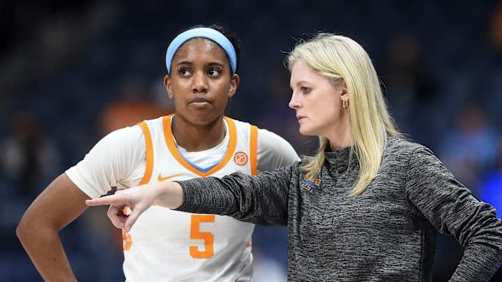 Kellie Harper Updates Status of Jordan Horston, Talks NCAA Tournament