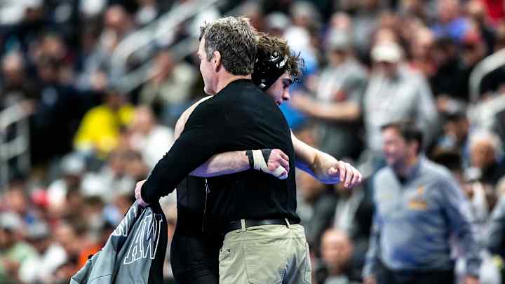 HN TV: Iowa Wrestlers Recap Nationals