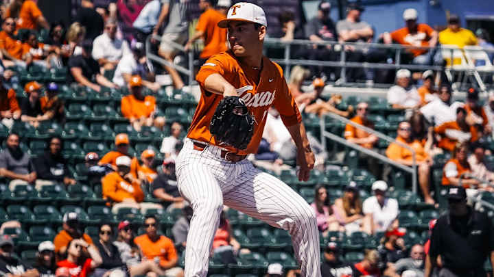 GAME LOG: Texas Rides Dominant Pitching to 5-3 Victory Over TCU