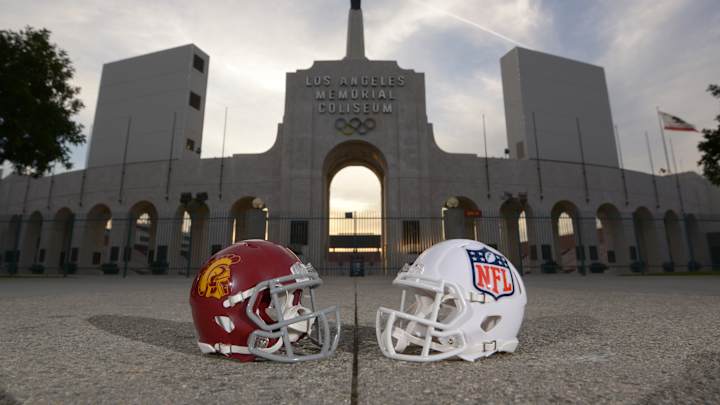 Lincoln Riley On Los Angeles: 'It's Like Living in a Dream World' Lincoln Riley On Los Angeles: 'It's Like Living in a Dream World'