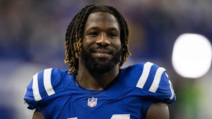 Eagles Bring In Nick Sirianni Favorite Zach Pascal to Bolster WR Room Eagles Bring In Nick Sirianni Favorite Zach Pascal to Bolster WR Room