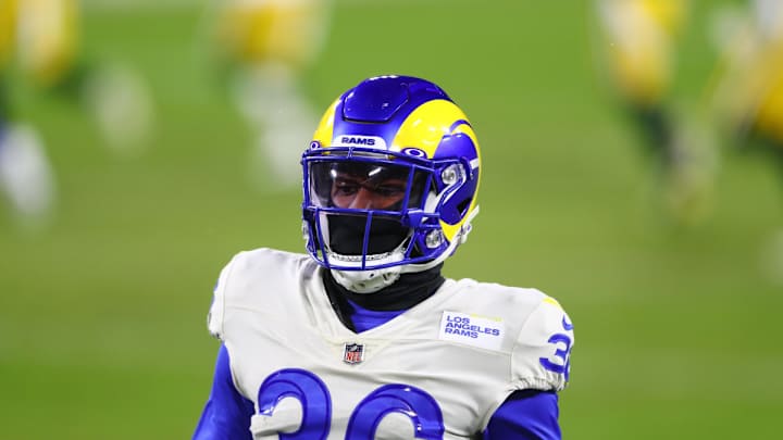 Broncos Sign Ex-Rams, Giants Safety J.R. Reed