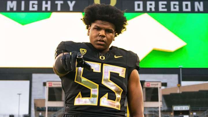 Oregon Freshman Offensive Lineman Josh Conerly Making a Case for Early Snaps Oregon Freshman Offensive Lineman Josh Conerly Making a Case for Early Snaps