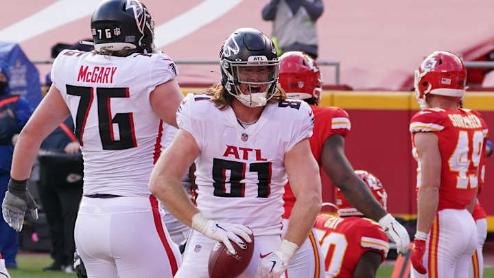 Film Breakdown: How Hayden Hurst Will Fill C.J. Uzomah's Shoes