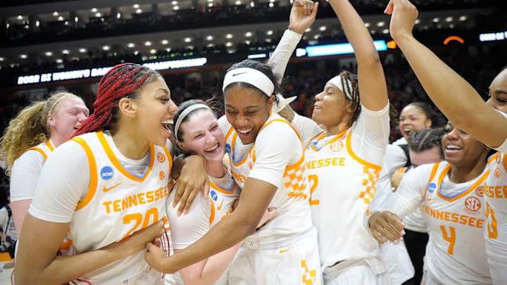 Sara Puckett Shares Special Moment With Her Dad, Receives Water Shower From Teammates After Huge Performance