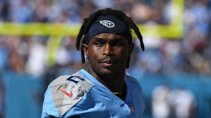 Julio Jones Draws Plenty of Interest -- From Other Players