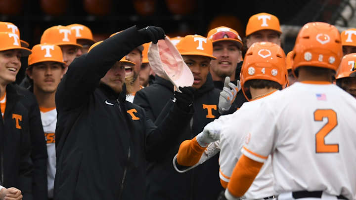 Vols Earn 12th Straight Win With 10-Run Victory Over Butler