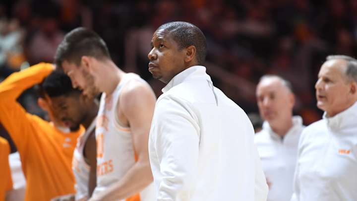 Rick Barnes Promotes From Within to Fill Assistant, Associate Coaching Roles
