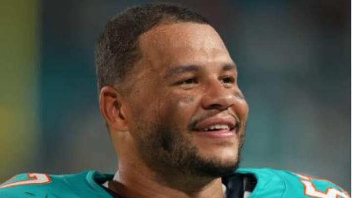 Former Cal LB Brennan Scarlett Re-Signs With Dolphins