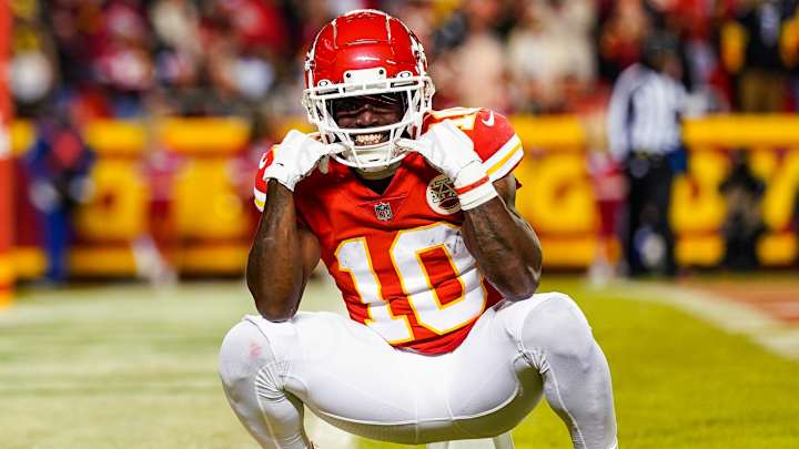 Report: Dolphins, Jets In ‘Serious Talks’ About Possible Trade for Chiefs WR Tyreek Hill
