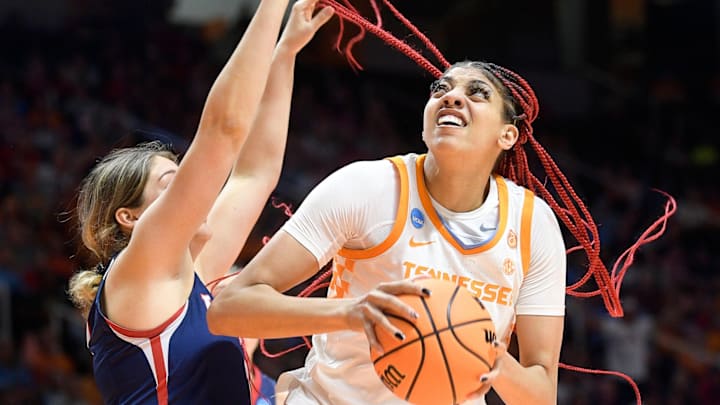 Tony Vitello Notes Lady Vols Have Pat Summitt-Level Grit