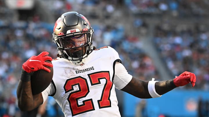 Buccaneers free agent running back visits Kansas City