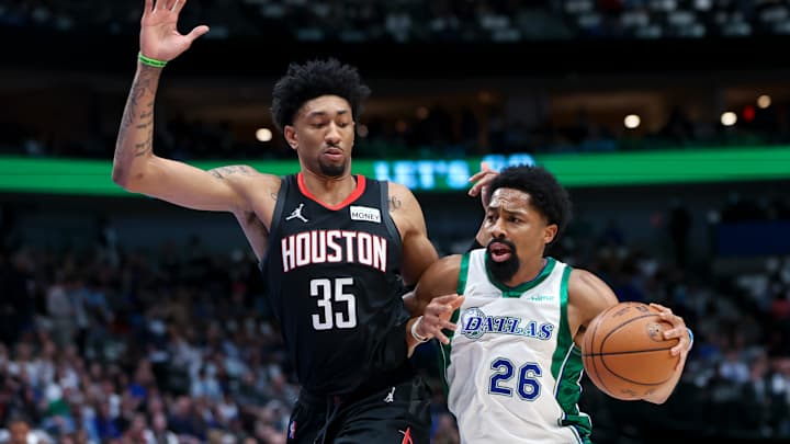 Dinwiddie, Brunson Shine With Doncic Out; Mavs Sweep Rockets