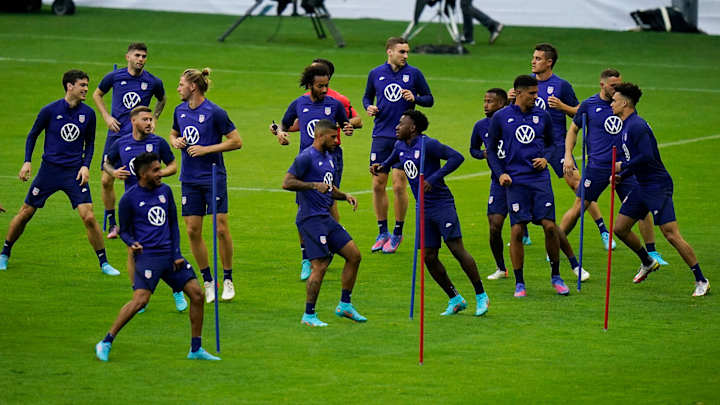 The Azteca Approach: USMNT Balances History, Opportunity, Big World Cup Picture in Mexico