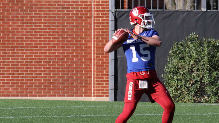 Oklahoma Quarterback Enters Transfer Portal