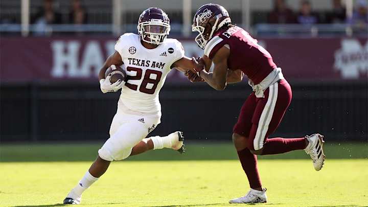 Texas A&M RB Isaiah Spiller Sets Lucrative Goals For NFL Future Texas A&M RB Isaiah Spiller Sets Lucrative Goals For NFL Future