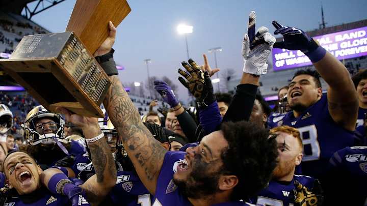 UW Fresh Start (No. 68): Complete Makeover Could Make Ale Flourish UW Fresh Start (No. 68): Complete Makeover Could Make Ale Flourish