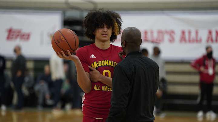 SI99 PG Anthony Black Primed to Make Decision